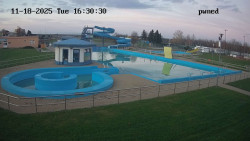 Hlavní bazén, divoká řeka