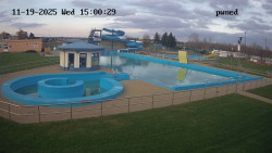 Hlavní bazén, divoká řeka