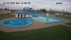 Hlavní bazén, divoká řeka