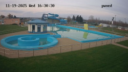 Hlavní bazén, divoká řeka