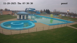 Hlavní bazén, divoká řeka