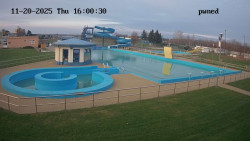 Hlavní bazén, divoká řeka