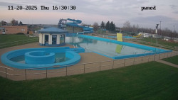 Hlavní bazén, divoká řeka