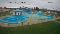 Hlavní bazén, divoká řeka