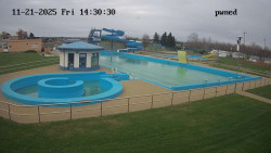 Hlavní bazén, divoká řeka