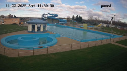 Hlavní bazén, divoká řeka