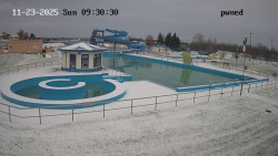 Hlavní bazén, divoká řeka