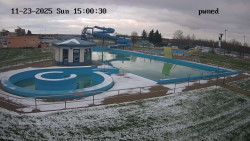 Hlavní bazén, divoká řeka