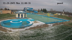 Hlavní bazén, divoká řeka