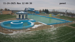 Hlavní bazén, divoká řeka