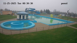 Hlavní bazén, divoká řeka