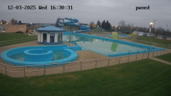 Hlavní bazén, divoká řeka