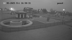 Hlavní bazén, divoká řeka