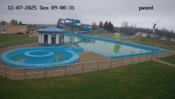 Hlavní bazén, divoká řeka