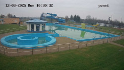 Hlavní bazén, divoká řeka