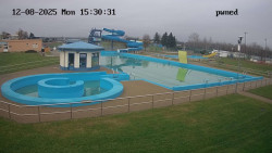 Hlavní bazén, divoká řeka