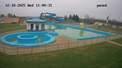 Hlavní bazén, divoká řeka