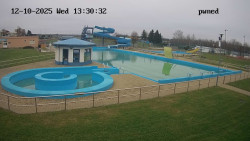 Hlavní bazén, divoká řeka