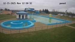 Hlavní bazén, divoká řeka