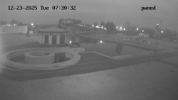 Hlavní bazén, divoká řeka