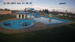 Hlavní bazén, divoká řeka