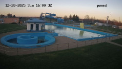 Hlavní bazén, divoká řeka