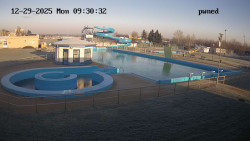 Hlavní bazén, divoká řeka