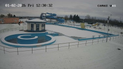 Hlavní bazén, divoká řeka