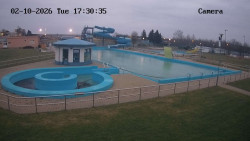 Hlavní bazén, divoká řeka