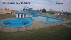 Hlavní bazén, divoká řeka