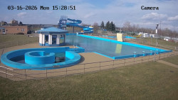 Hlavní bazén, divoká řeka