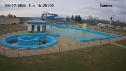 Hlavní bazén, divoká řeka