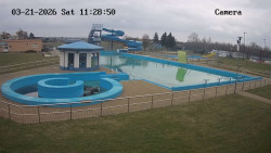 Hlavní bazén, divoká řeka