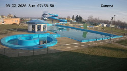 Hlavní bazén, divoká řeka