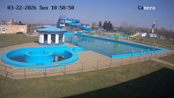 Hlavní bazén, divoká řeka