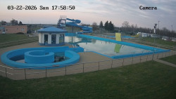 Hlavní bazén, divoká řeka