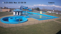 Hlavní bazén, divoká řeka