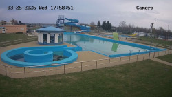 Hlavní bazén, divoká řeka