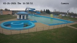 Hlavní bazén, divoká řeka