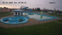 Hlavní bazén, divoká řeka