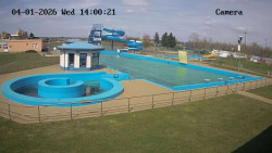 Hlavní bazén, divoká řeka