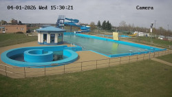 Hlavní bazén, divoká řeka