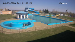 Hlavní bazén, divoká řeka