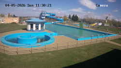 Hlavní bazén, divoká řeka