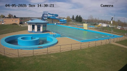 Hlavní bazén, divoká řeka