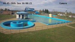 Hlavní bazén, divoká řeka