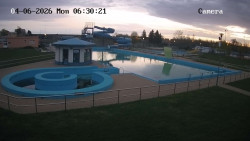 Hlavní bazén, divoká řeka