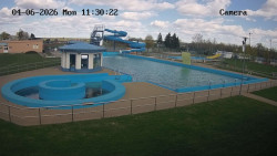 Hlavní bazén, divoká řeka