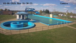 Hlavní bazén, divoká řeka