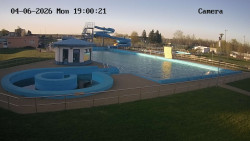 Hlavní bazén, divoká řeka